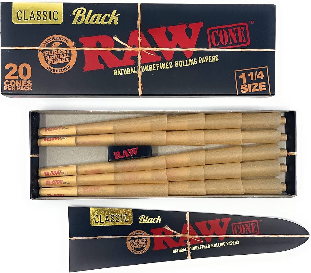RAW Cones Black 1 1/4 Size-20pk